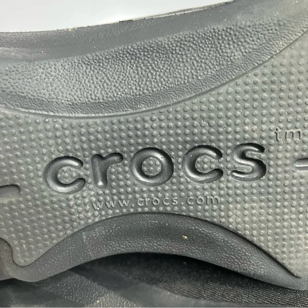 Crocs duet‎ busy day 2.0 Satya mule flat black women’s size 7 casual minimalist